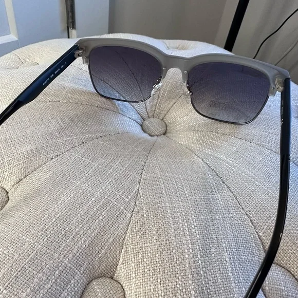 GUESS Unisex Gray Frame Sunglasses with Gradient Dark Lenses - Picture 5 of 6